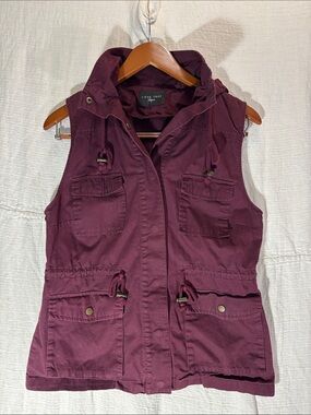 Love Tree Maroon Hooded Utility Cargo Vest Size M Like New 100% Cotton
